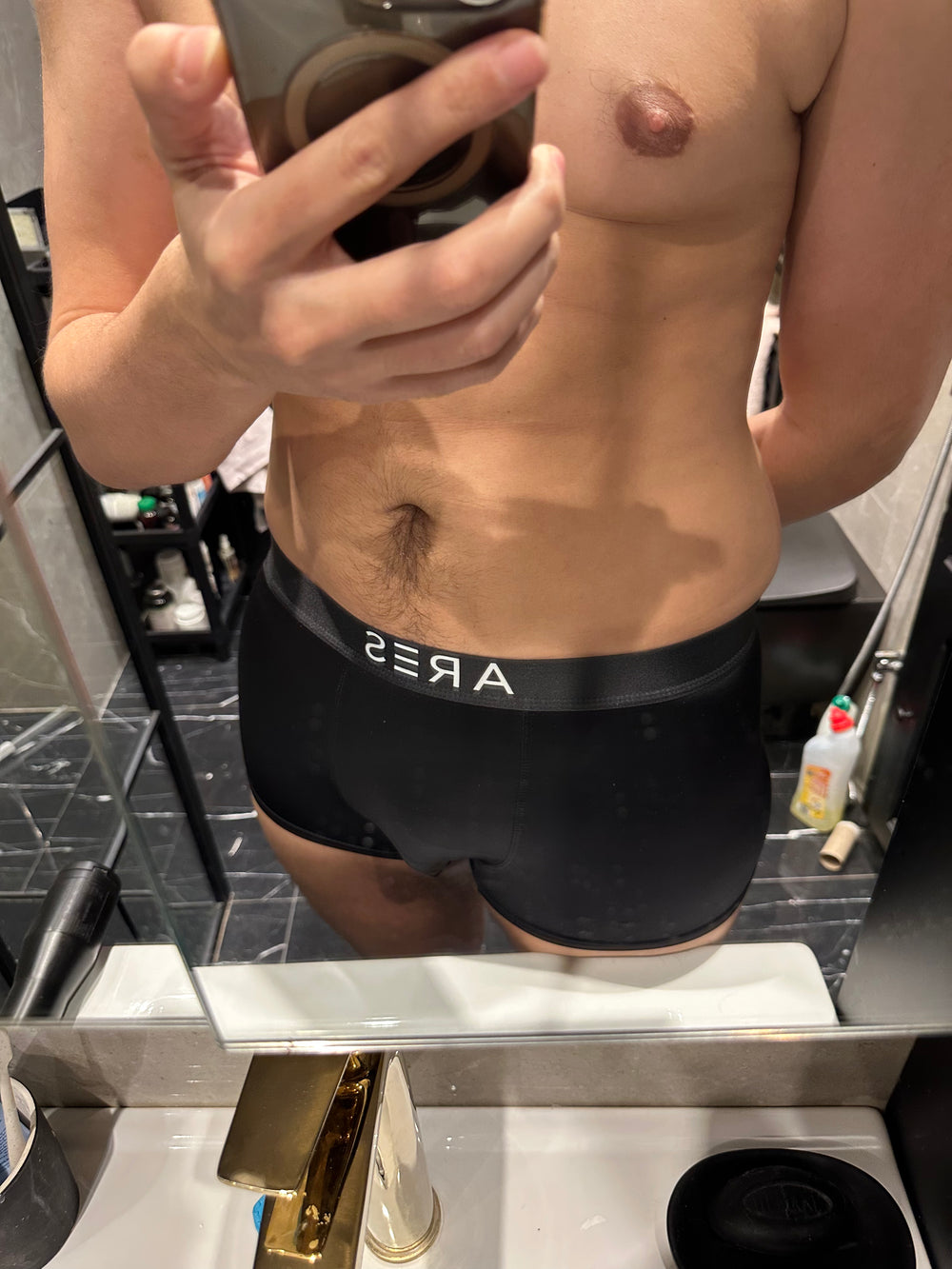 <h2>٦٥٬٢١٢+</h2><h2>عملاء سعداء</h2>