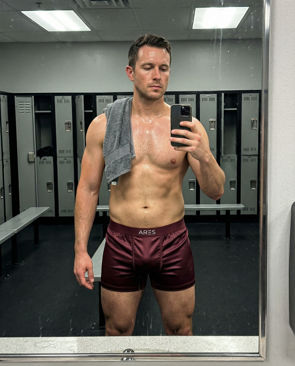 <h2>٦٥٬٢١٢+</h2><h2>عملاء سعداء</h2>